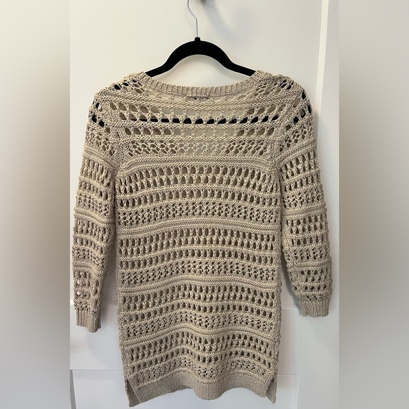 Ladies Sweater - Picture 4 of 4